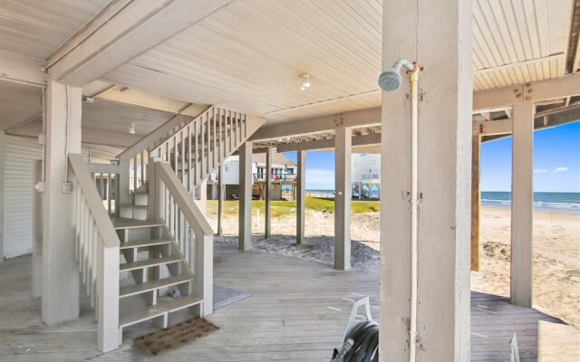 Pirates' Beach Retreat