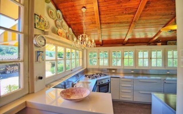 Villa Peruzzi Exclusive 2016