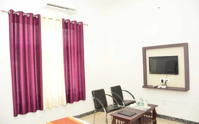 OYO 17026 The Pushkar Mantra Resort