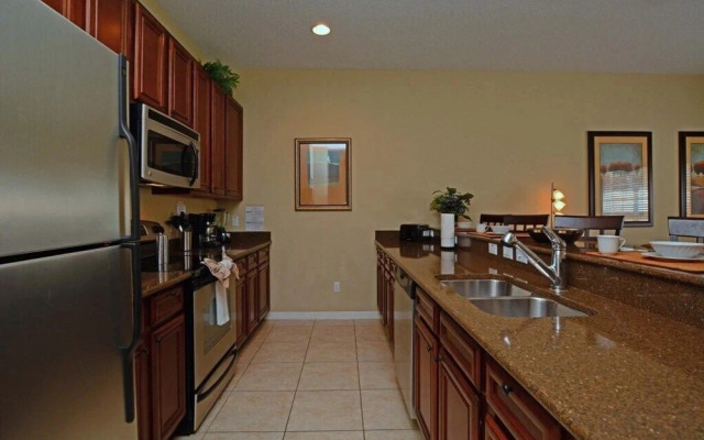 Candy Palm Holiday Home 4064