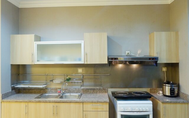Luxury 2br the Bellezza Apartment with City View