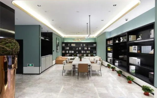 CJIA Apartment (Changjiangnan Road Subway Station)