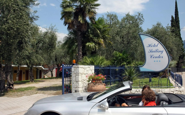Hotel Sailing Center
