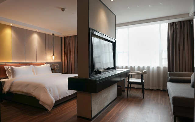 Paco Hotel (Guangzhou Tower Datang Metro Station Branch)