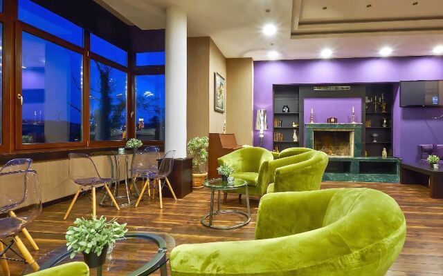 Leofoo Hotel