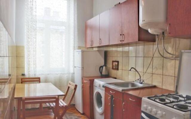 Apartments on Yaroslava Mudrogo street 27