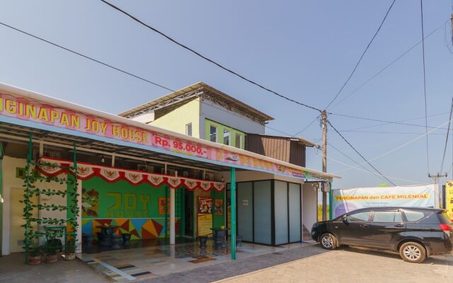 RedDoorz Syariah near Pangkal Balam Port Bangka
