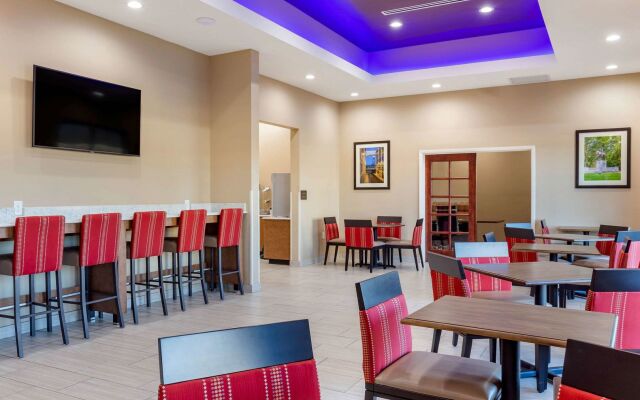 Comfort Suites Greensboro - High Point