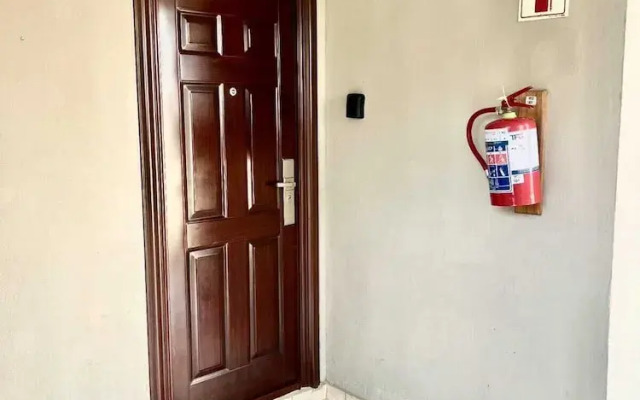 3-bedroom Luxury Apartment