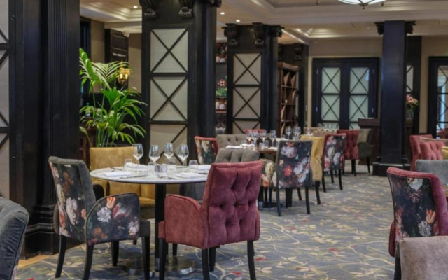 Oulton Hall Hotel, Spa & Golf Resort