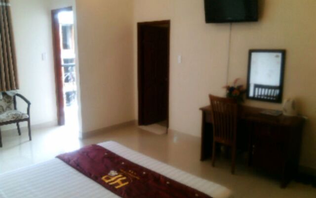 Hanh Phuc Hotel