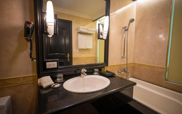 Fields Plaza Suites