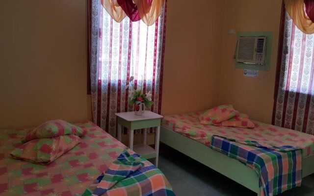 Manalo's Lodge