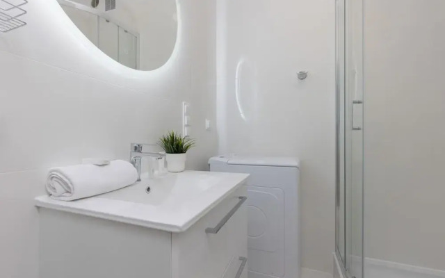 Sunny Studio Raclawicka by Renters