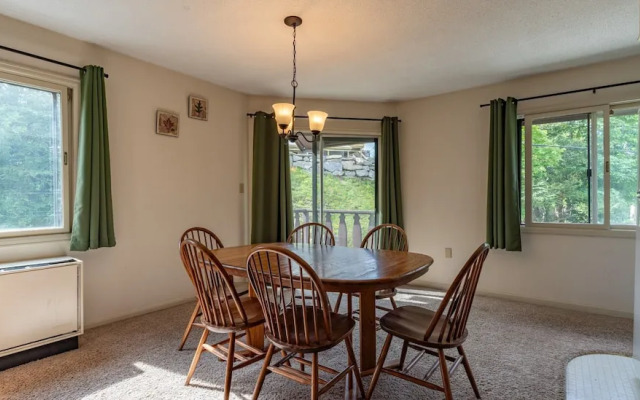 4 Seasons at Beech Mountain