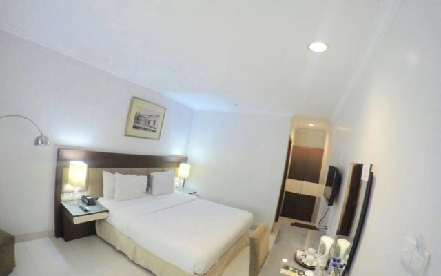 Country Heritage Resort Hotel – Guest Rooms – Surabaya