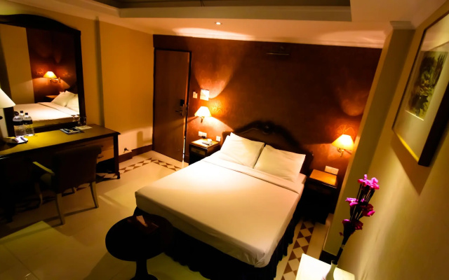 Sea Shell Hotel