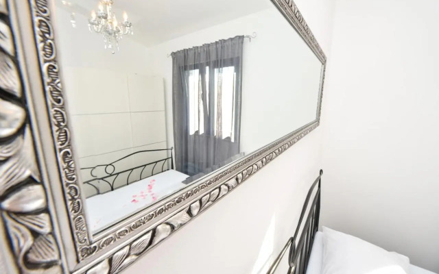Holiday home Jakov