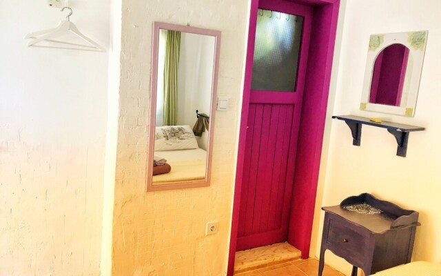 Tenedos Tatil Odaları
