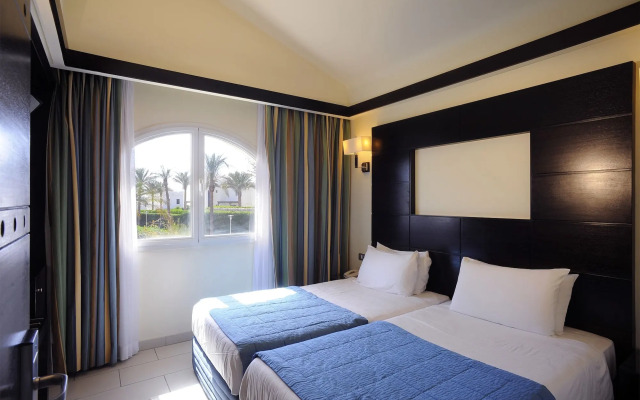 Reef Oasis Blue Bay Resort Hotel Families & Couples Only 