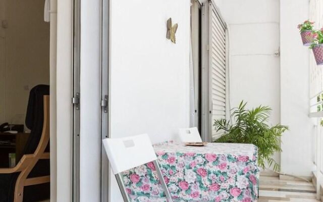Flat & Roof Garden-Heart of Historic Athens