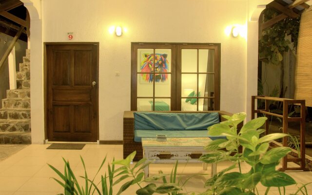 Tir Na Nog Hotel