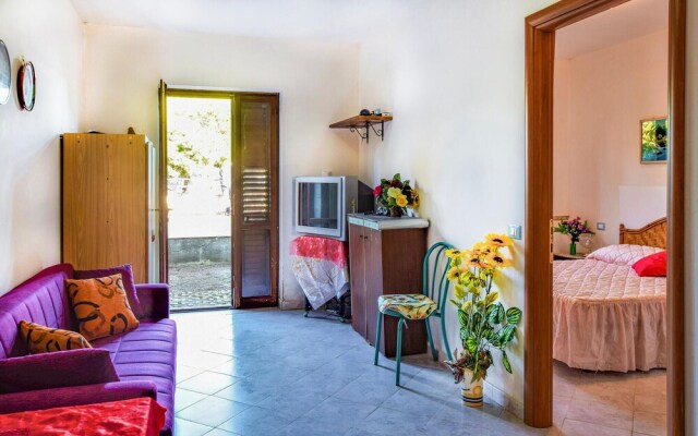 Beautiful Apartment in Stalettì With 1 Bedrooms