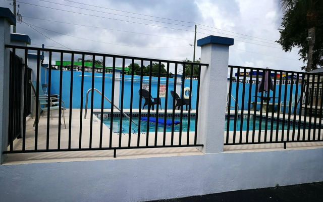 Merida Inn and Suites