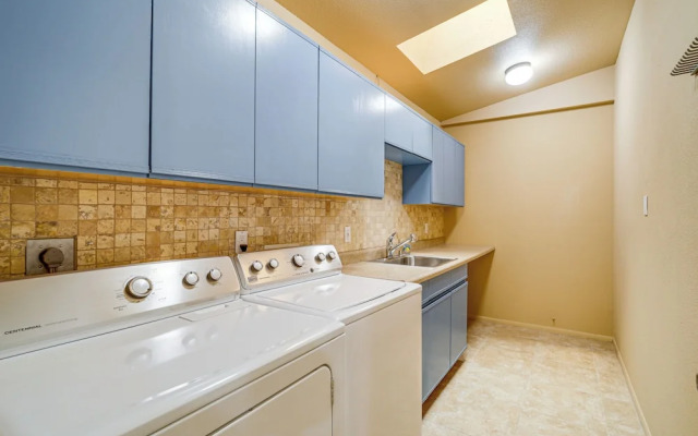 Hot Tub & Game Room: Scenic Sedona Home!