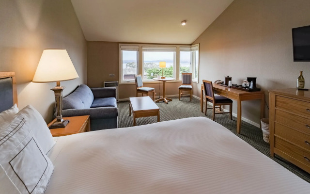 The Inn at the Tides