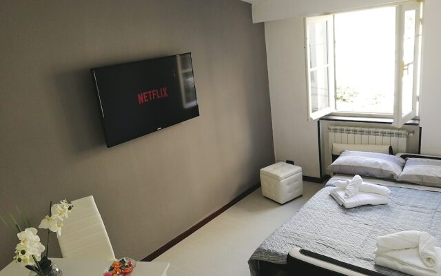 HomeholidaySanremo - CITY CENTRE APARTMENT