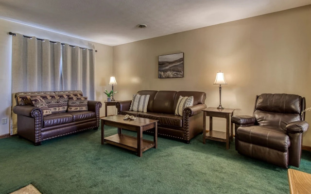 Pinecrest Townhomes
