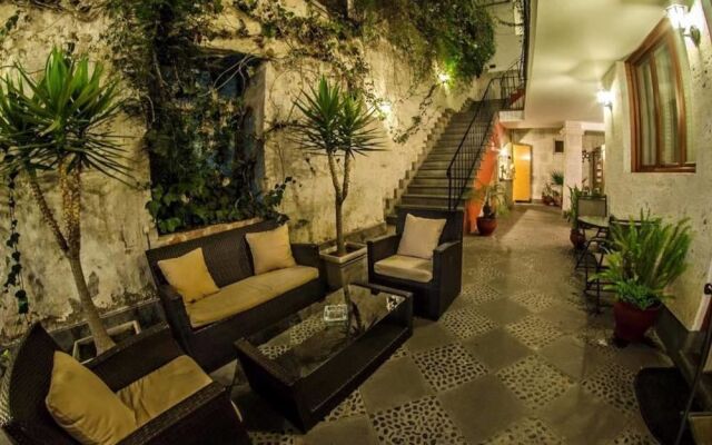 El Patio de Elisa