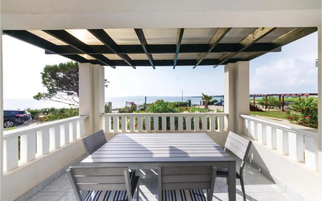 Two-Bedroom Apartment in Privlaka