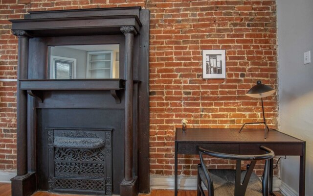 Spacious CWE Apts near BJC by Zencity