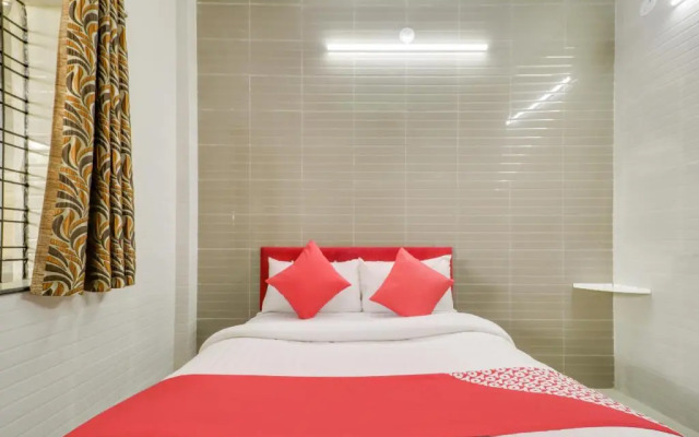 Hotel Dev Palace And Celebration Hall  by OYO Rooms