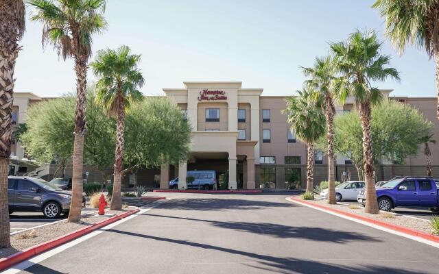 Hampton Inn & Suites Las Vegas Airport