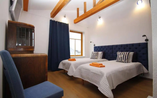 Sunnyhouse Apartments