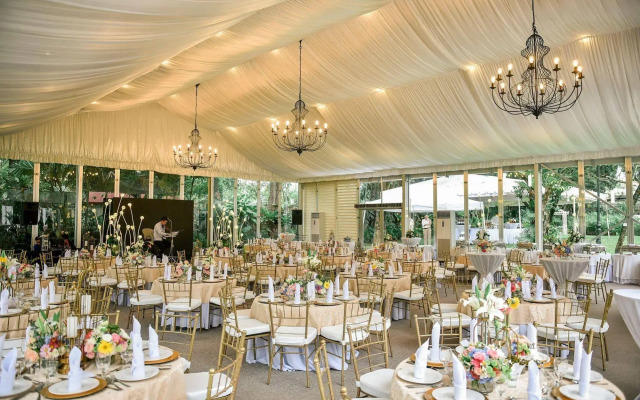 Montebello Villa Hotel