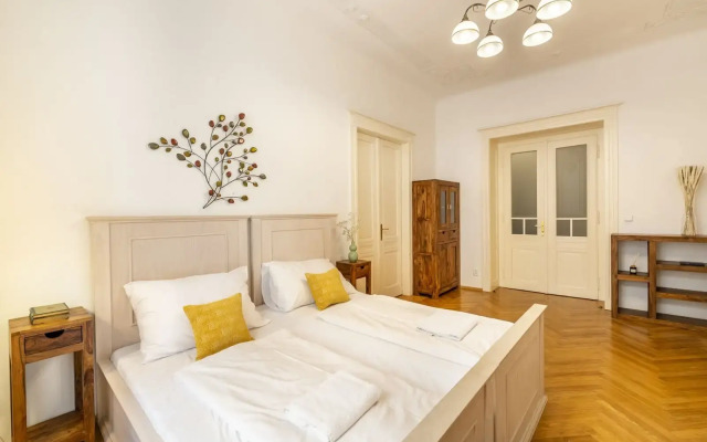 Old Town Square Apartments