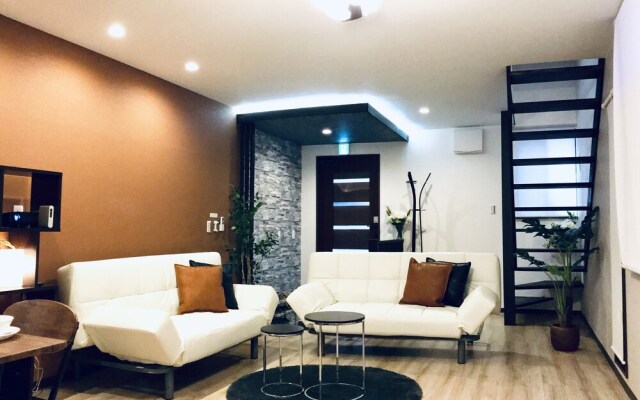 TSUKI Tsuruhashi House