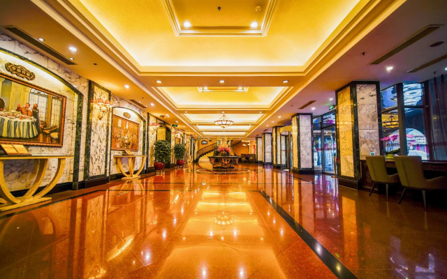Dong Fang Hotel