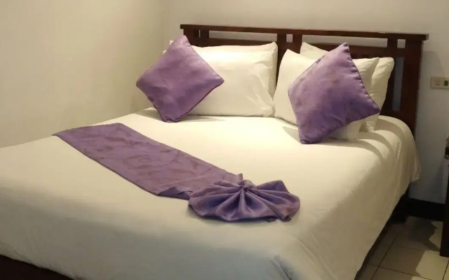 Log Cabin Hotel-Baguio