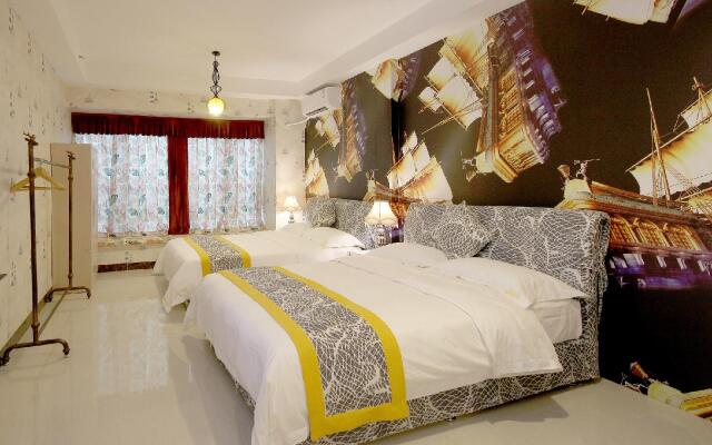 Chimelong LOVE Theme Apartment