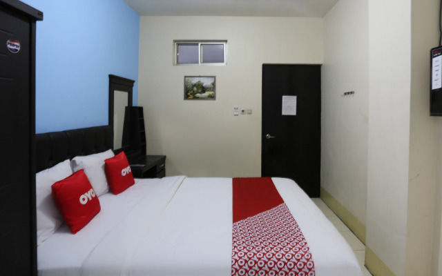 OYO 3865 Wisma Niaga