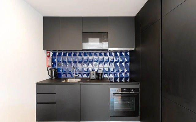 GuestReady - Sliding Doors