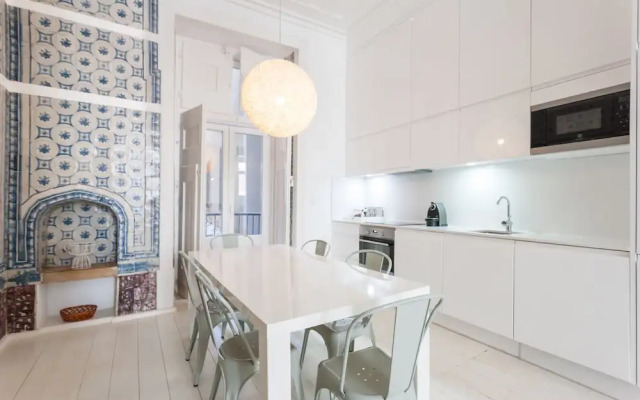 Baixa Tile Blue Two-Bedroom Apartment - by LU Holidays
