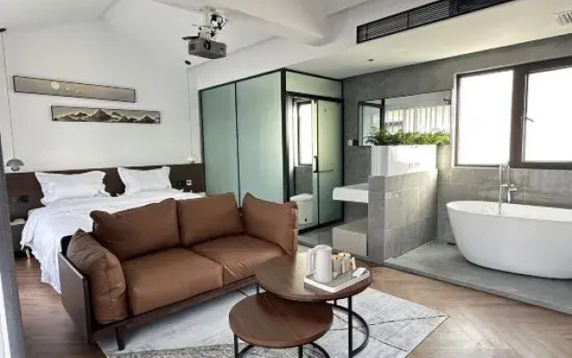 Lijiang Qingxi · Wind Vacation Homestay