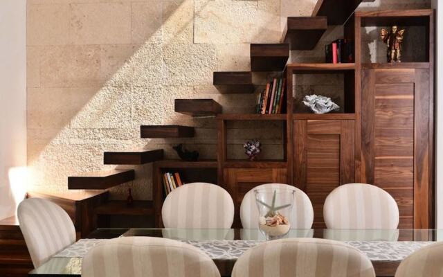 Condo Las Olas 306 by Playa Paradise