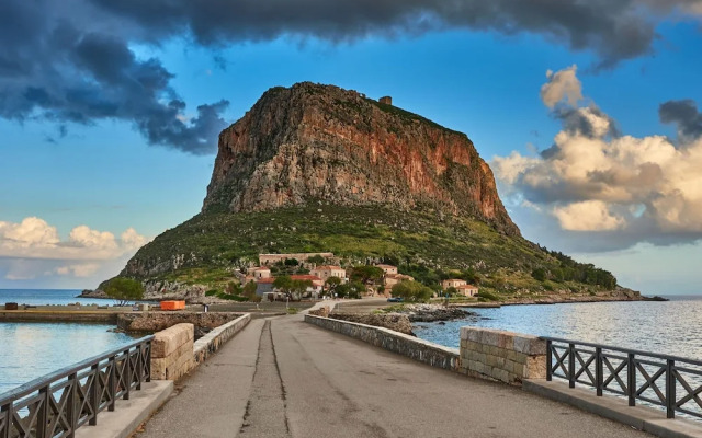 Cosmo Room 1 Seaside Retreat Monemvasia Castle